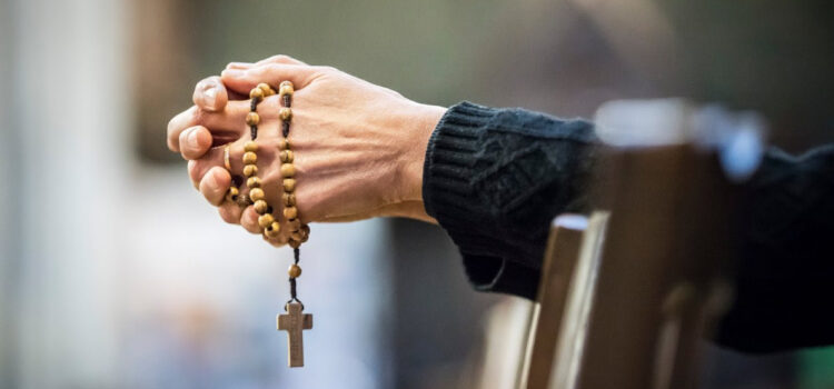 Mois du Rosaire à St Melaine Mois du Rosaire à St Melaine